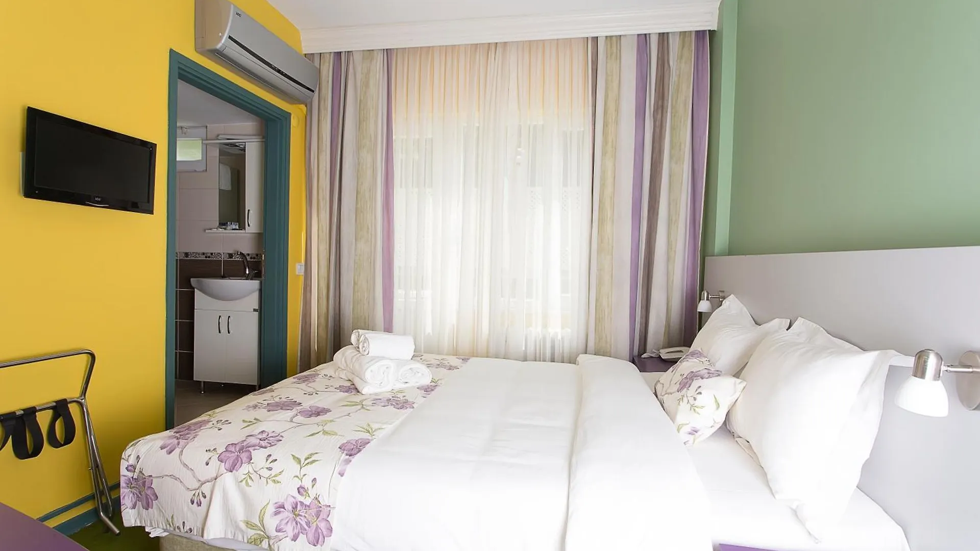 ***  Mini Harem Hotel Istanbul Turkey
