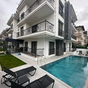 Arti̇m Türkei